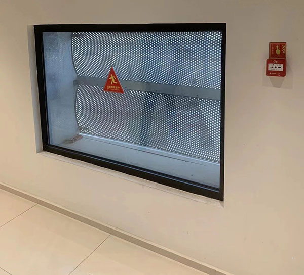 建筑防火通用規(guī)范：消防救援門、窗不應(yīng)使用鏡面反光材料