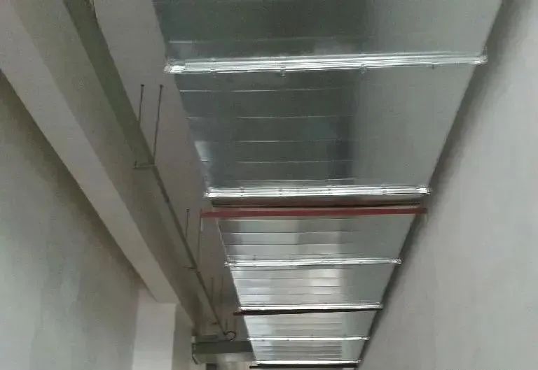 防排煙風(fēng)管耐火極限、風(fēng)管材質(zhì)選擇、安裝注意事項(xiàng)